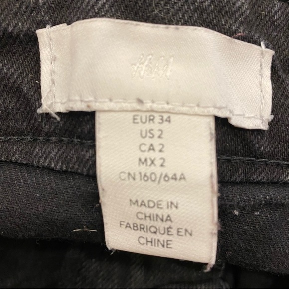 H&M | Size 2 | Jeans | Color washed black - Picture 3 of 4